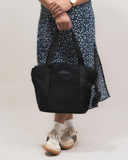 GRACIA TOTE BAG IN BLACK