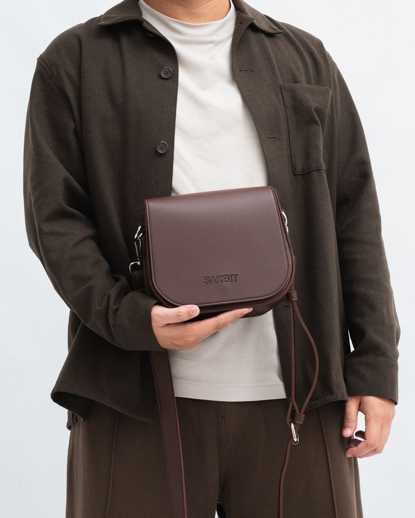 BRIANNA CROSSBODY BAG IN CINNAMON