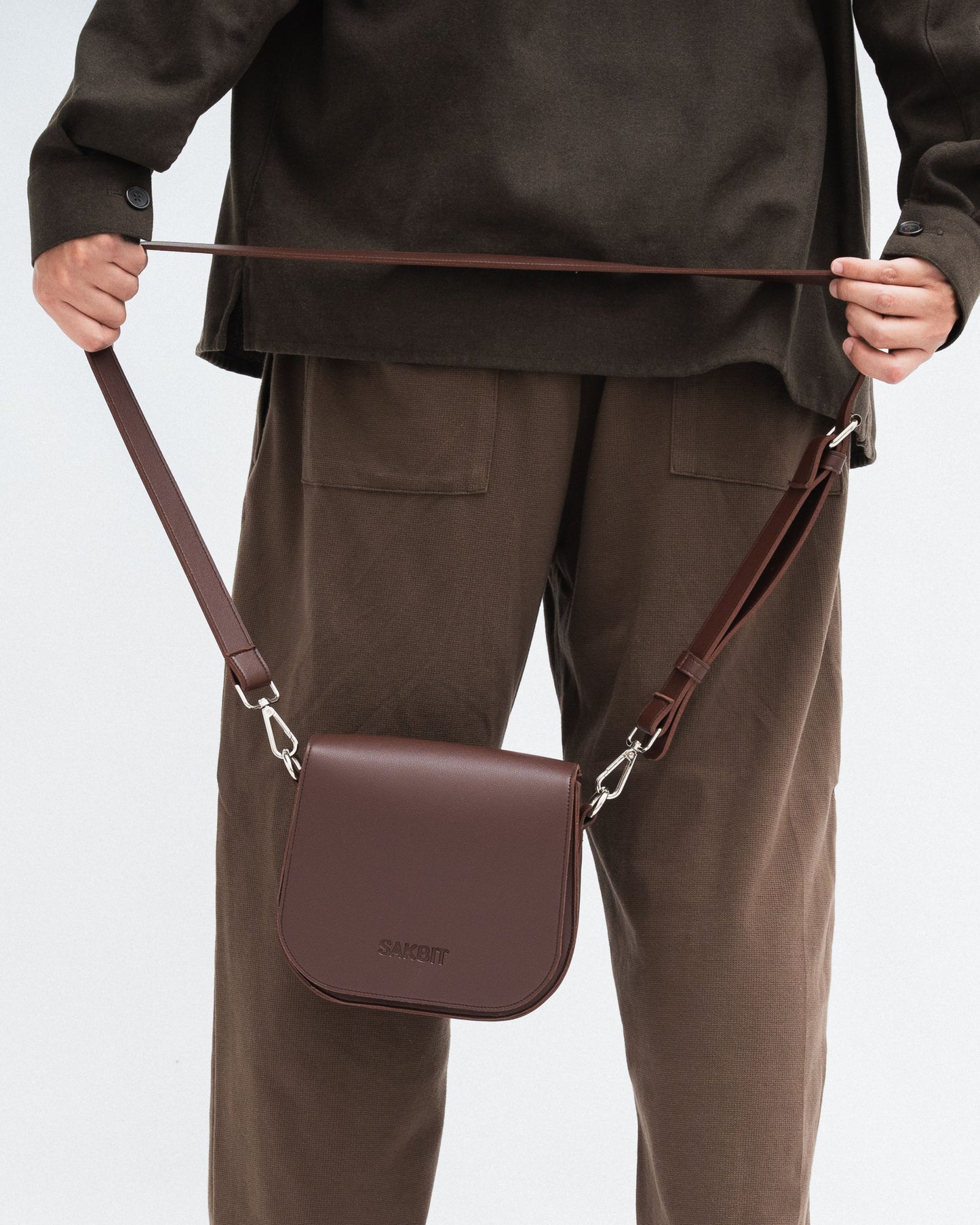 BRIANNA CROSSBODY BAG IN CINNAMON