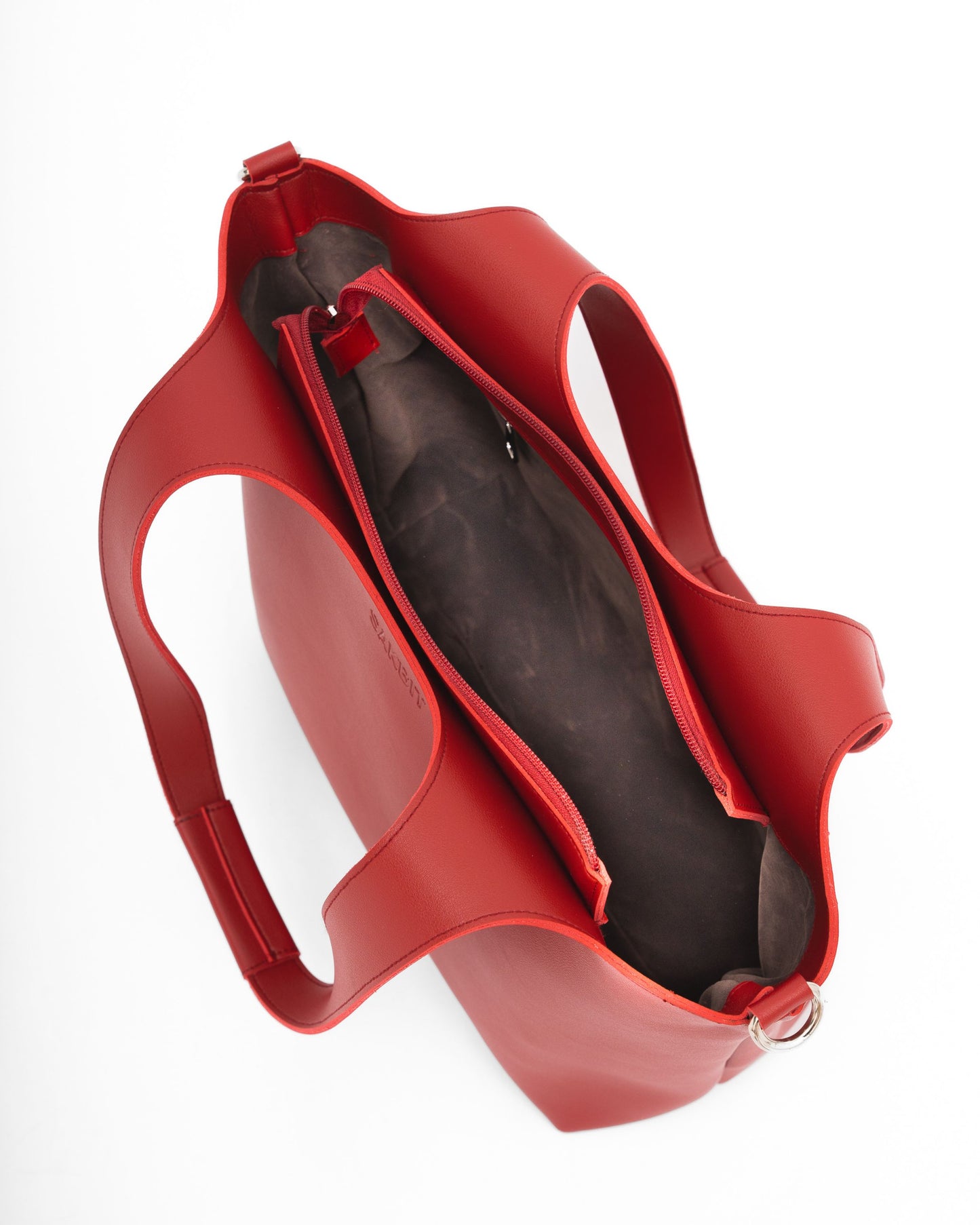 AZON SHOULDER BAG IN CRIMSON