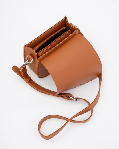 BRIANNA CROSSBODY BAG IN TAN