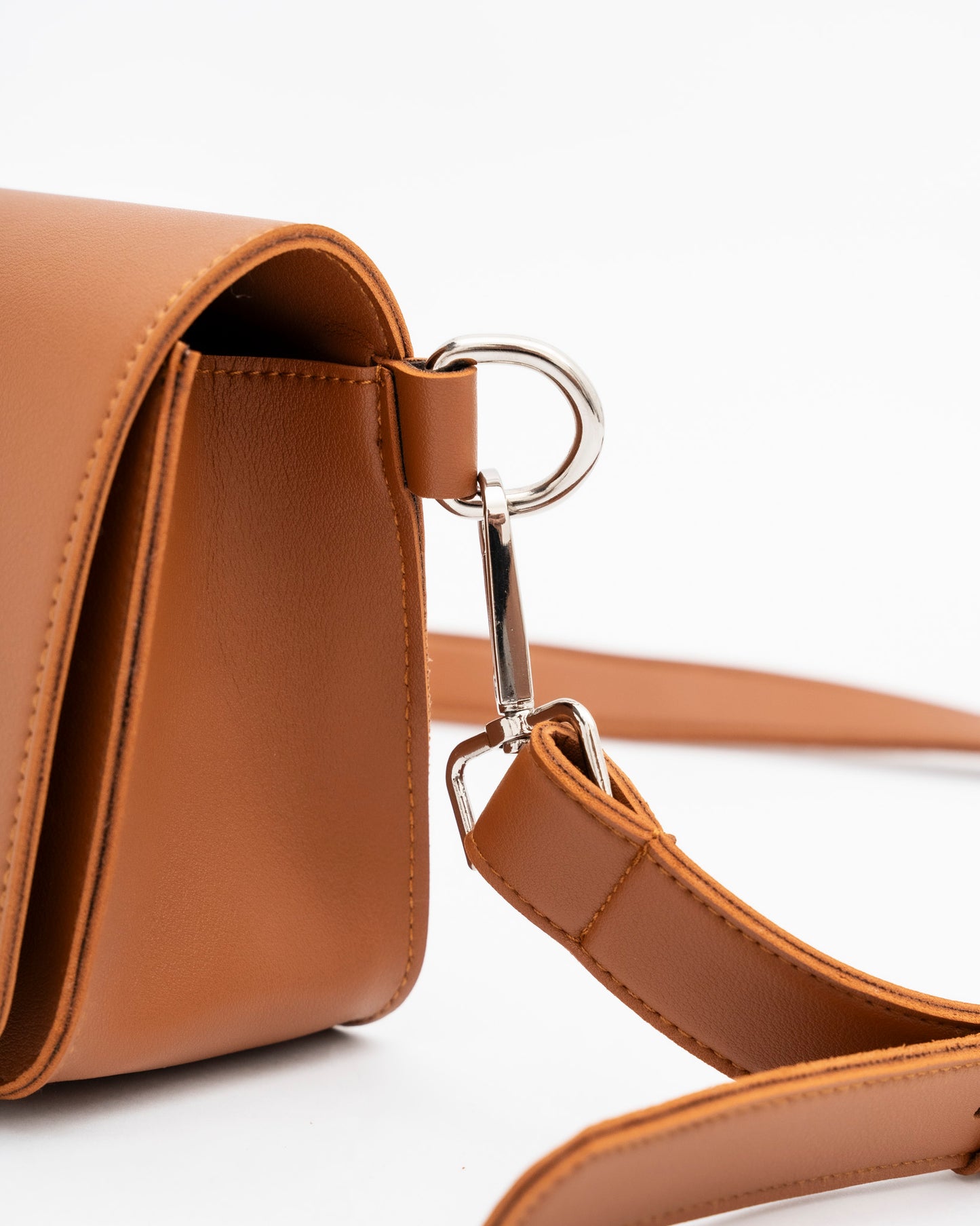 STELLA CROSSBODY BAG IN TAN